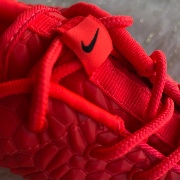 Nike Roshe One DMB Bright Crimson Sneakers - Picture 2 of 16
